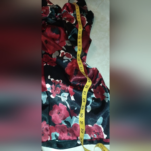 Jump Black and Red Floral Midi Dress - Picture 12 of 12